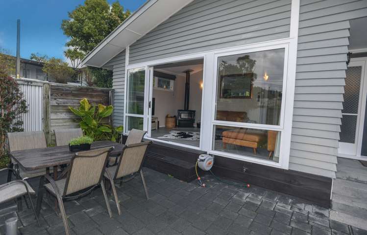 1/23 Sunset Street Hilltop_18