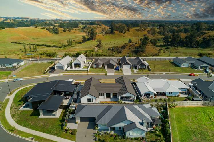 11 Saint Thomas Avenue Pyes Pa_17