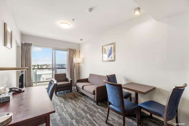 Bargain Buy- Modern CBD Living with aircon