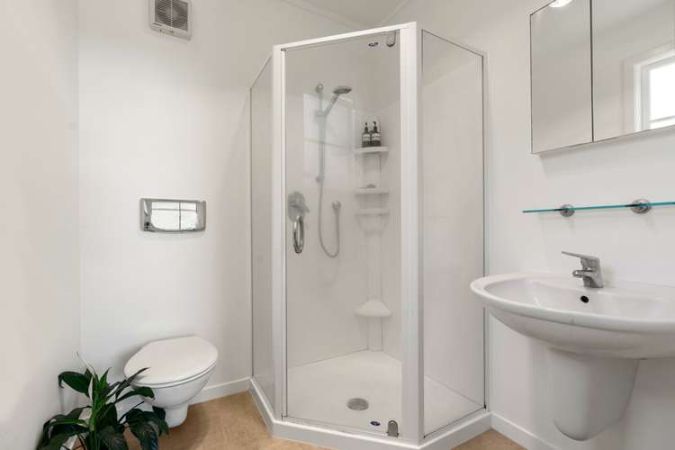 90 Old Mill Road Westmere_14