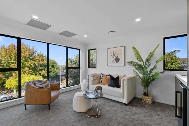 88A Norman Lesser Drive St Johns_9