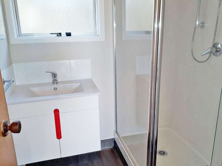 2/71 Spring Street 10051_9