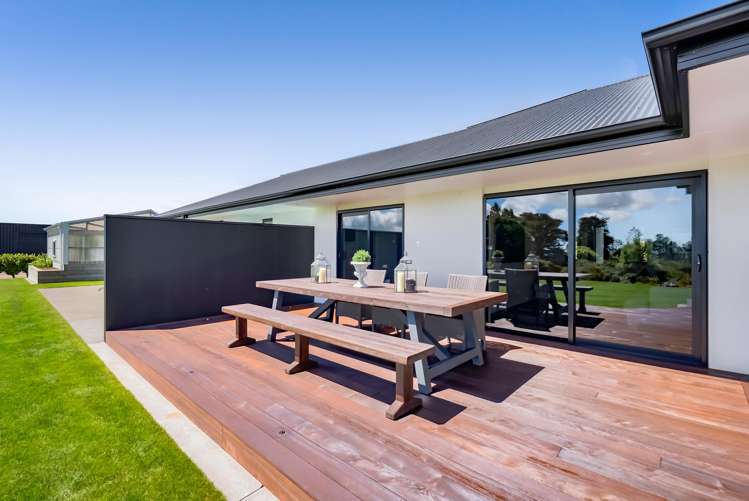 90 Peters Road Egmont Village_31