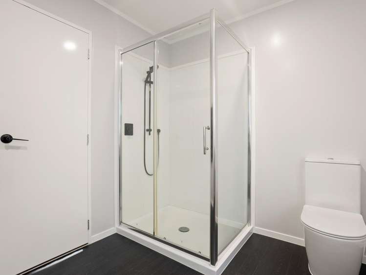 2 Brookbank Place Glenview_19