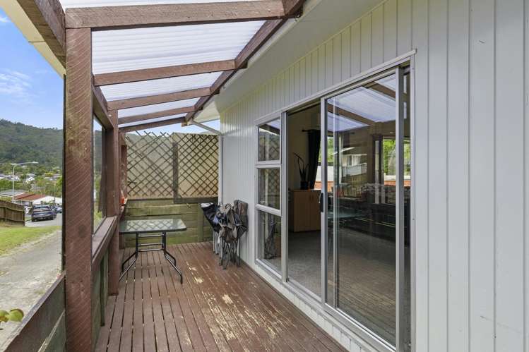 7 Waipuna Grove Stokes Valley_14