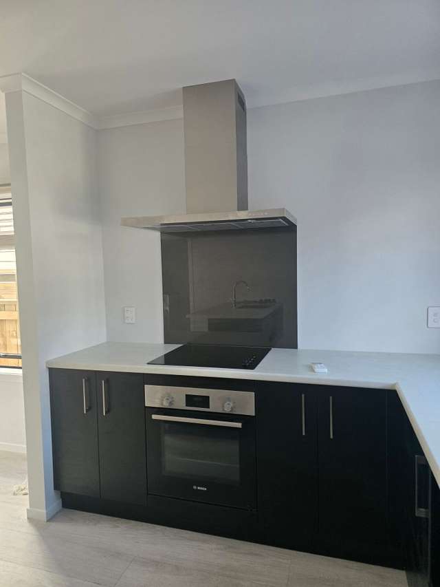 7/64 Glen Road Stokes Valley_1