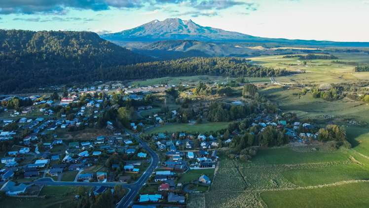 2 Wineberry Lane Ohakune_11