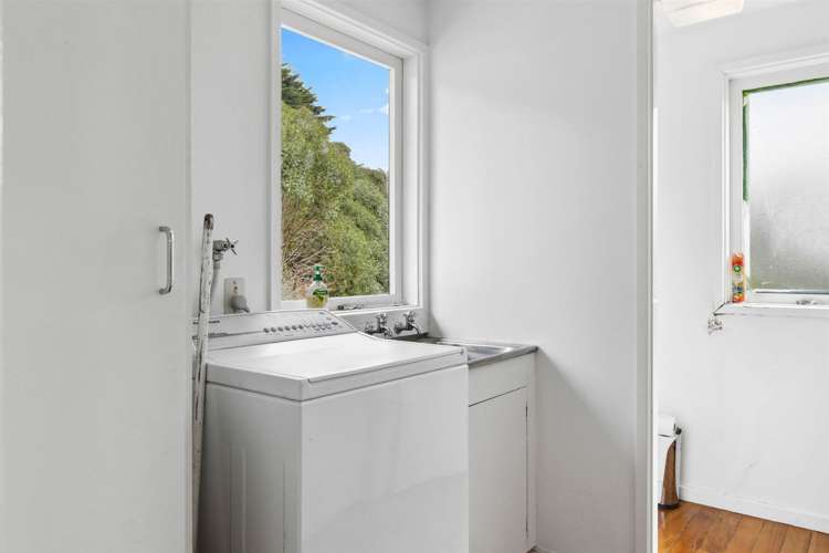 223 Beach Road Akaroa_16