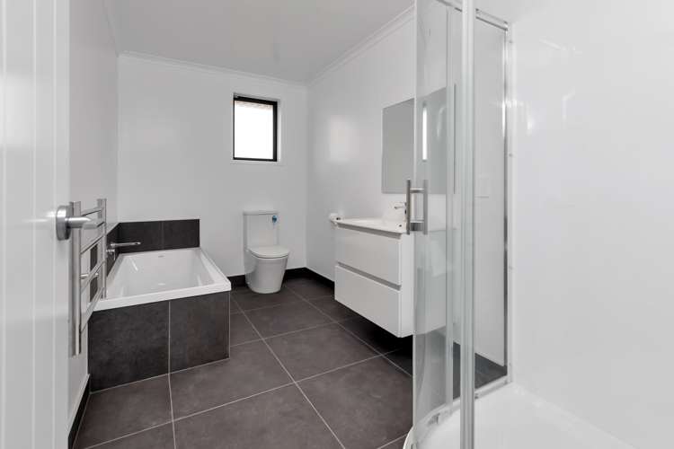 15 Te Taniwha Road One Tree Point_16