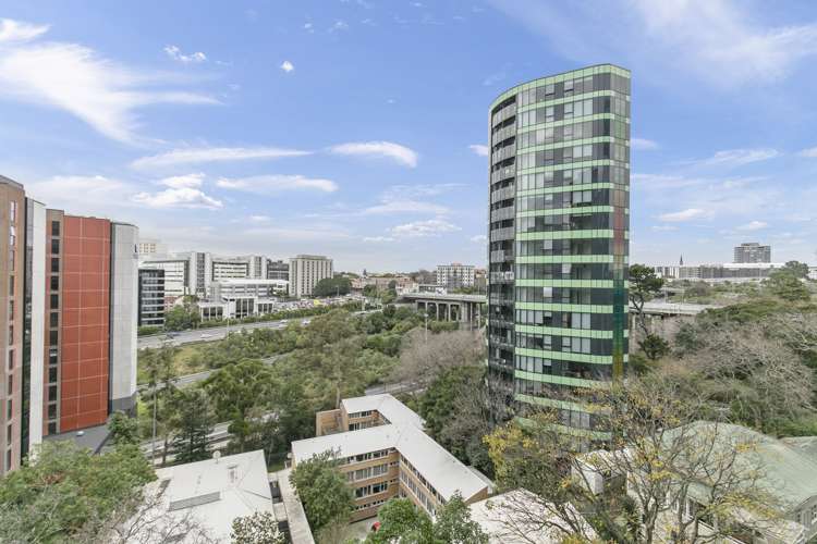 4c/2 Saint Martins Lane Grafton_17
