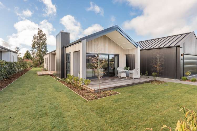 8 Sorrento Drive Rangatira Park_18