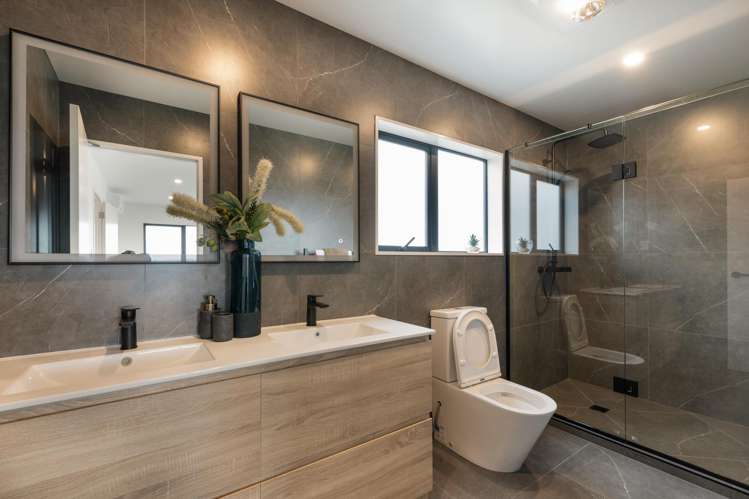 39C Target Road Totara Vale_24