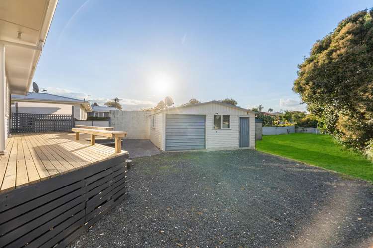 427 Raikes Avenue 11385_12