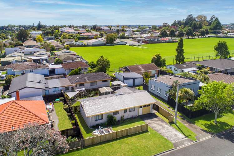 4 Pemberton Crescent Greerton_14