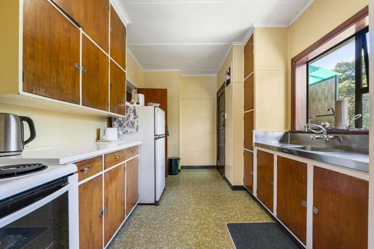 210A Meola Road Point Chevalier_9