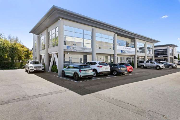 15B Leslie Hills Drive City Centre_32