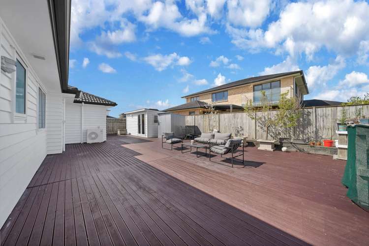 4 Iwinuku Crescent Wattle Downs_19