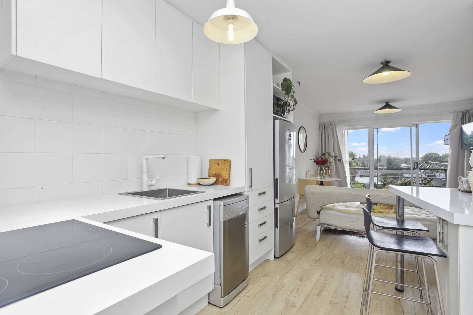 11/19a Verbena Road Birkdale_0