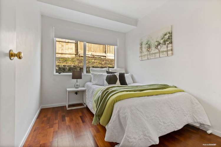 299a Glengarry Road Glen Eden_10