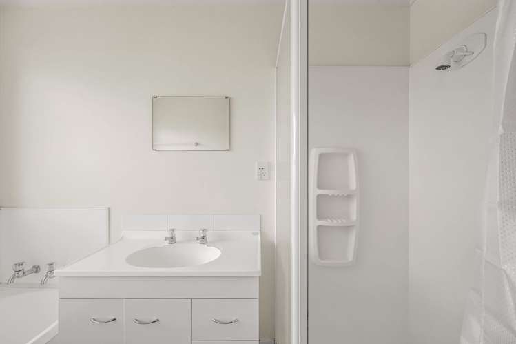 18a Hillary crescent Maraenui_7