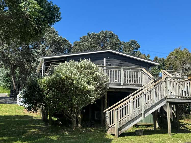 439 Sea View Road Onetangi_5