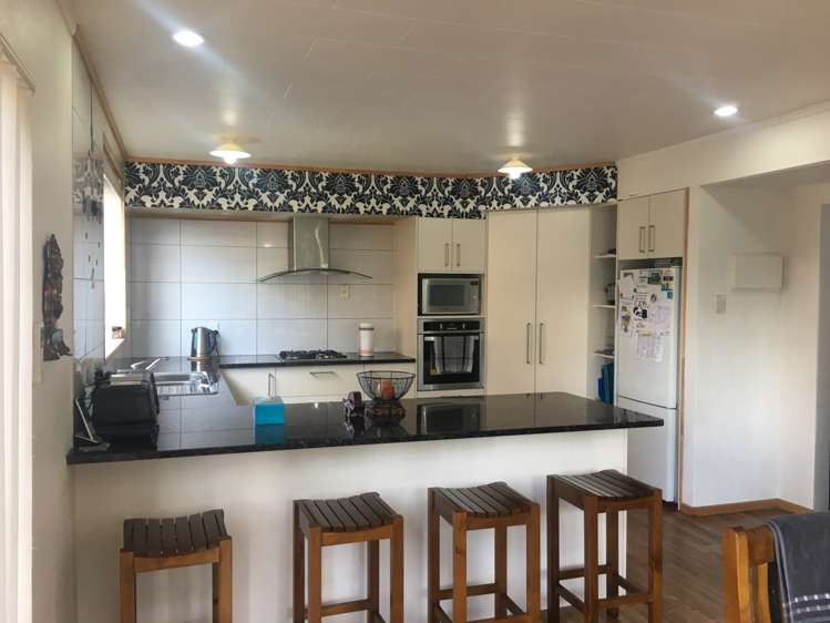 327 Pakuranga Road Pakuranga Heights_5