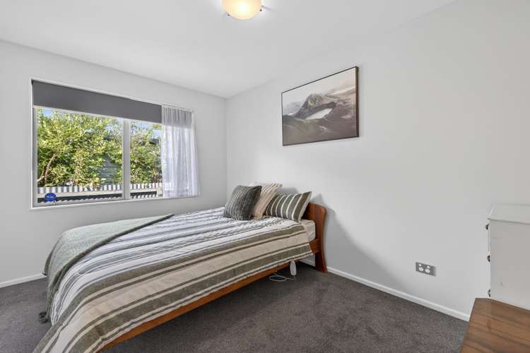 2/110 Hills Road Edgeware_11