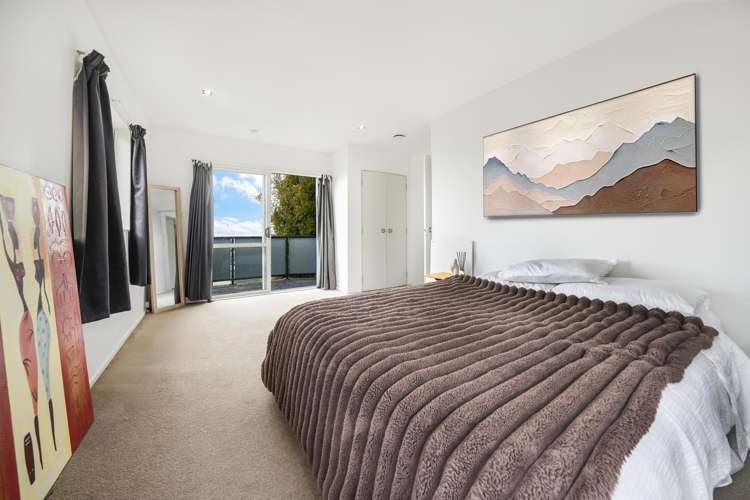 1A Highgrove Lane Totara Vale_13