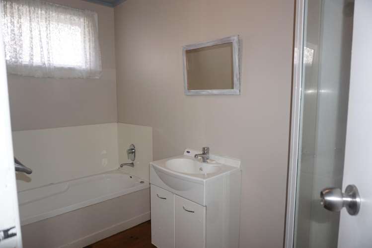 2 Armstrong Street Huntly_9