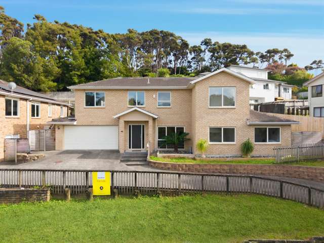 Modern Home in the Heart of Greenhithe