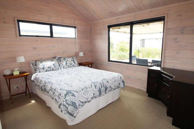 117 Castle View Road Matarangi_12