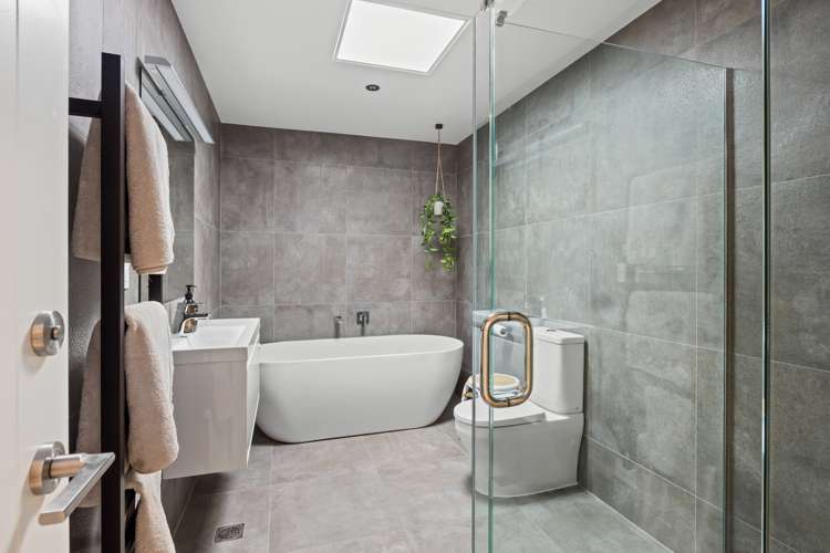 9 Airmens Lane Hobsonville_16