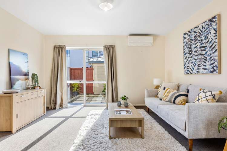 2/4 Jordan Street Sydenham_6