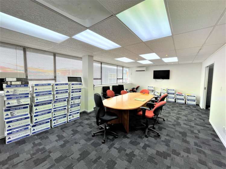 547 Te Atatu Road Te Atatu Peninsula_11