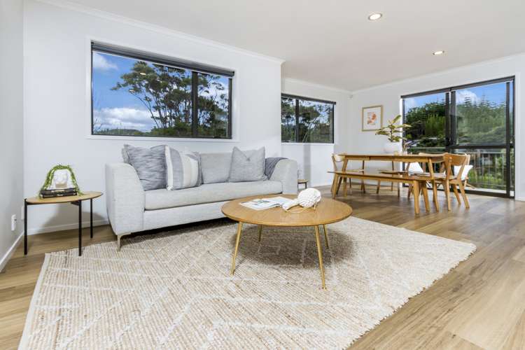 1 Fernbank Lane Greenhithe_6