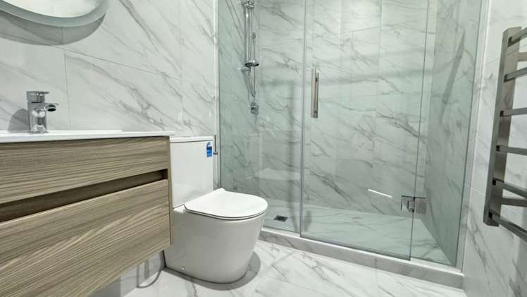 18C Pirangi Street Pt England_10