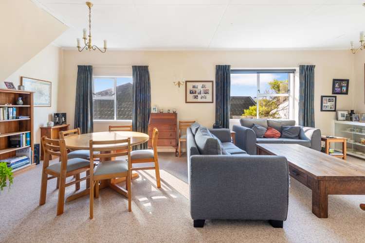 36 Lonsdale Crescent Rongotai_3