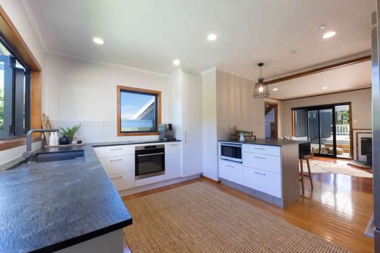 4 Ewing Road Laingholm_10