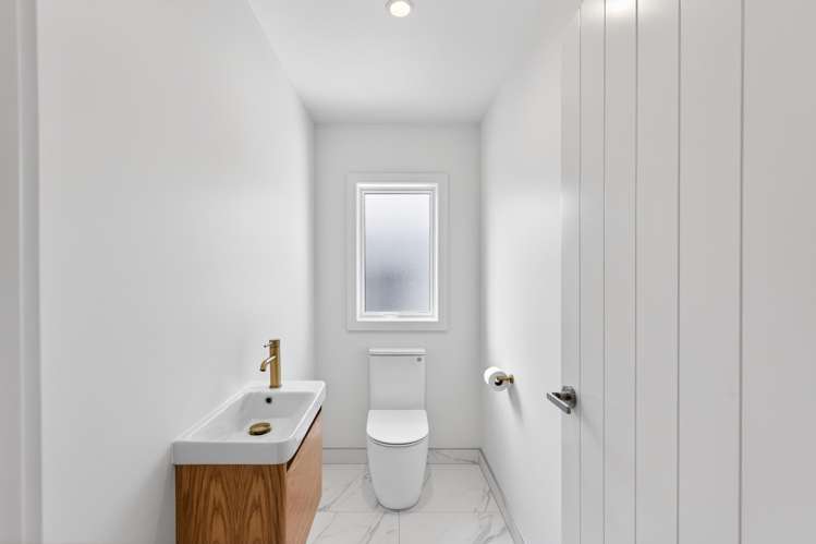 2 Mohaka Street Poraiti_17