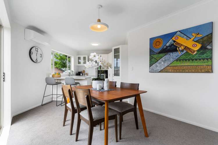 79 Elan Place Stanmore Bay_10