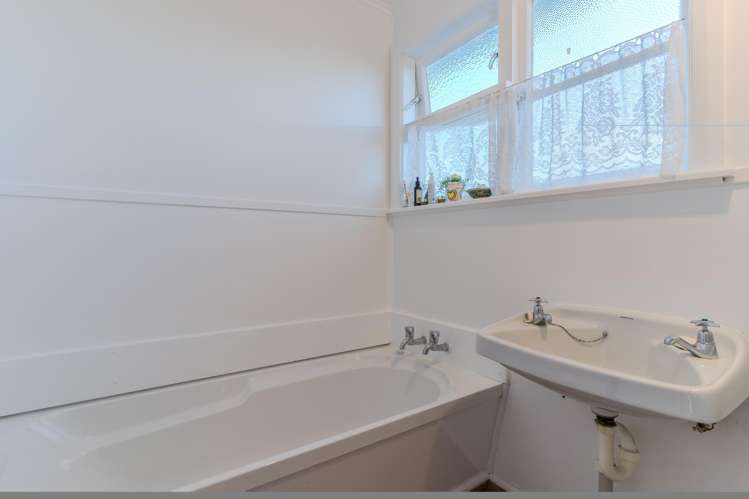 6 Duthie Street Milton_8