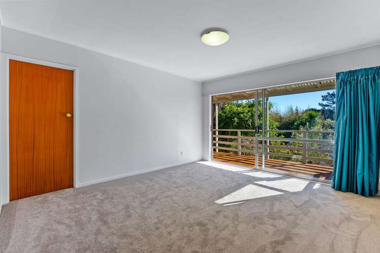 2/3 Holt Avenue Torbay_3