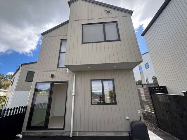 Brand-New Standalone Gem in Quiet Cul-de-Sac
