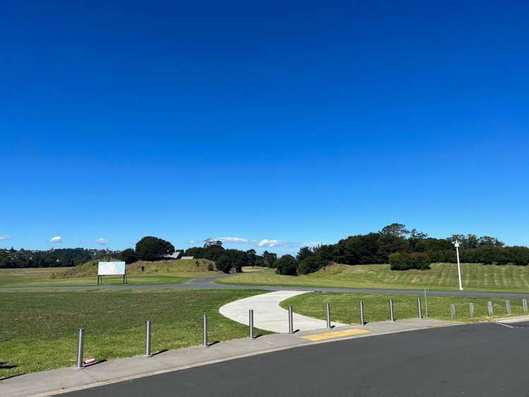 84 Rangihina Road Hobsonville_16