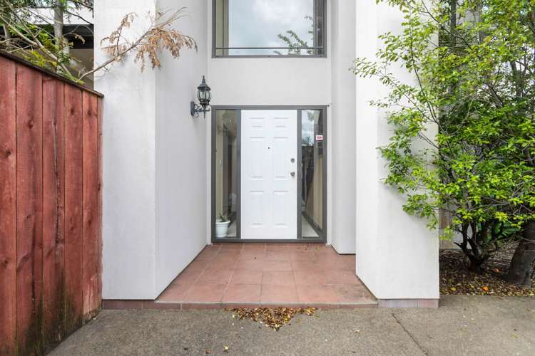 319 Chapel Road Flat Bush_17