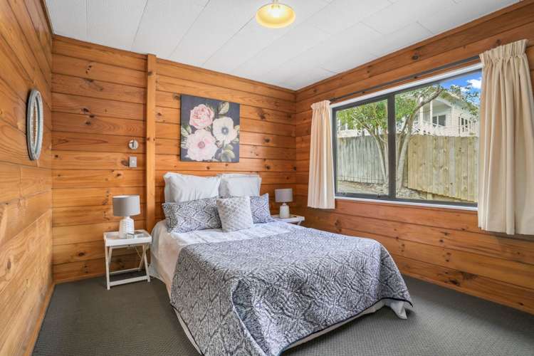 2/610 Beach Road Browns Bay_9