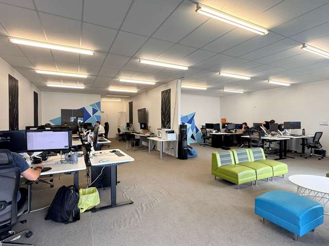 8B Railside Place Dinsdale_2