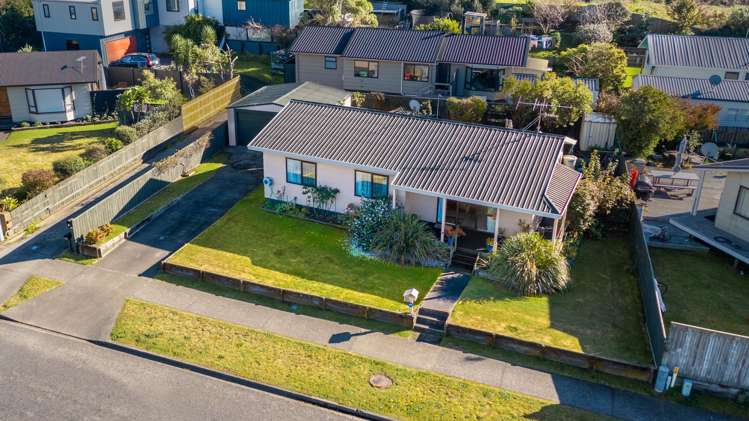 83 Queens Road Waikanae Beach_28