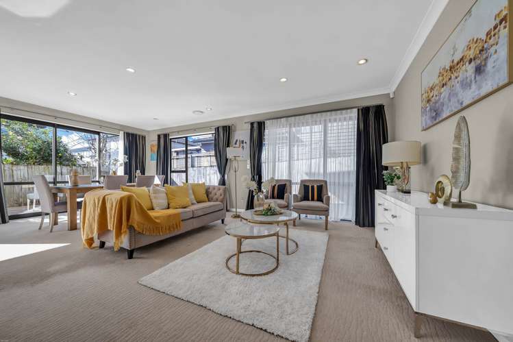 8 Listack Drive Flat Bush_6