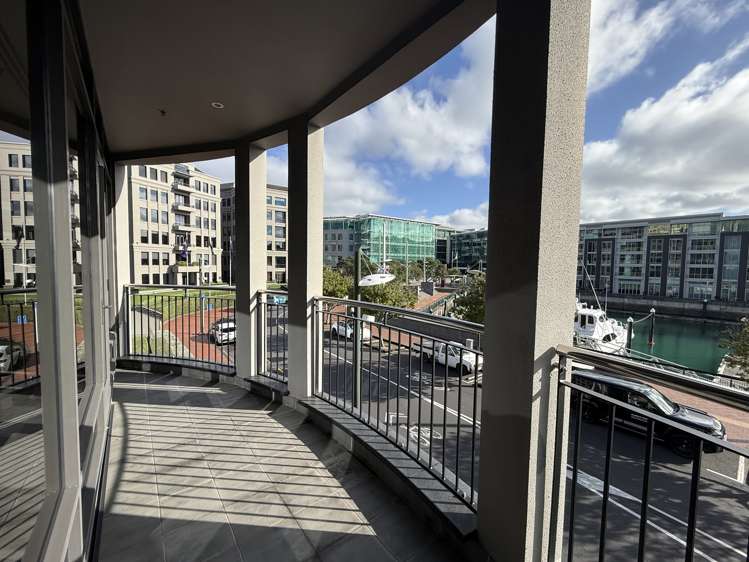 2B/6 Viaduct Harbour Avenue Auckland Central_12